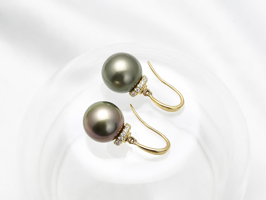 B&ocirc;ng tai v&agrave;ng 18k