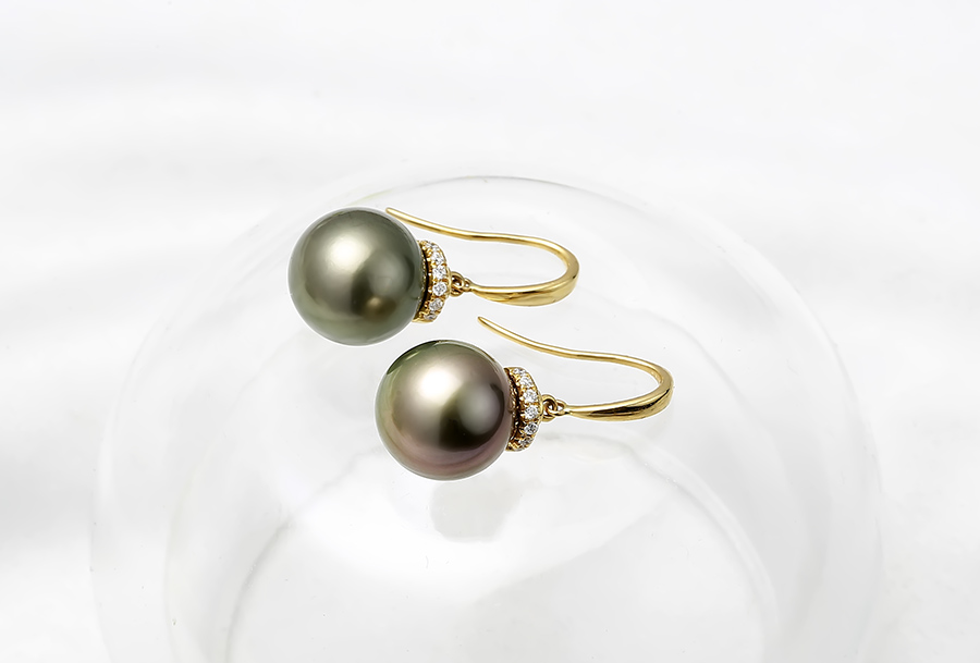 B&ocirc;ng tai v&agrave;ng 18k