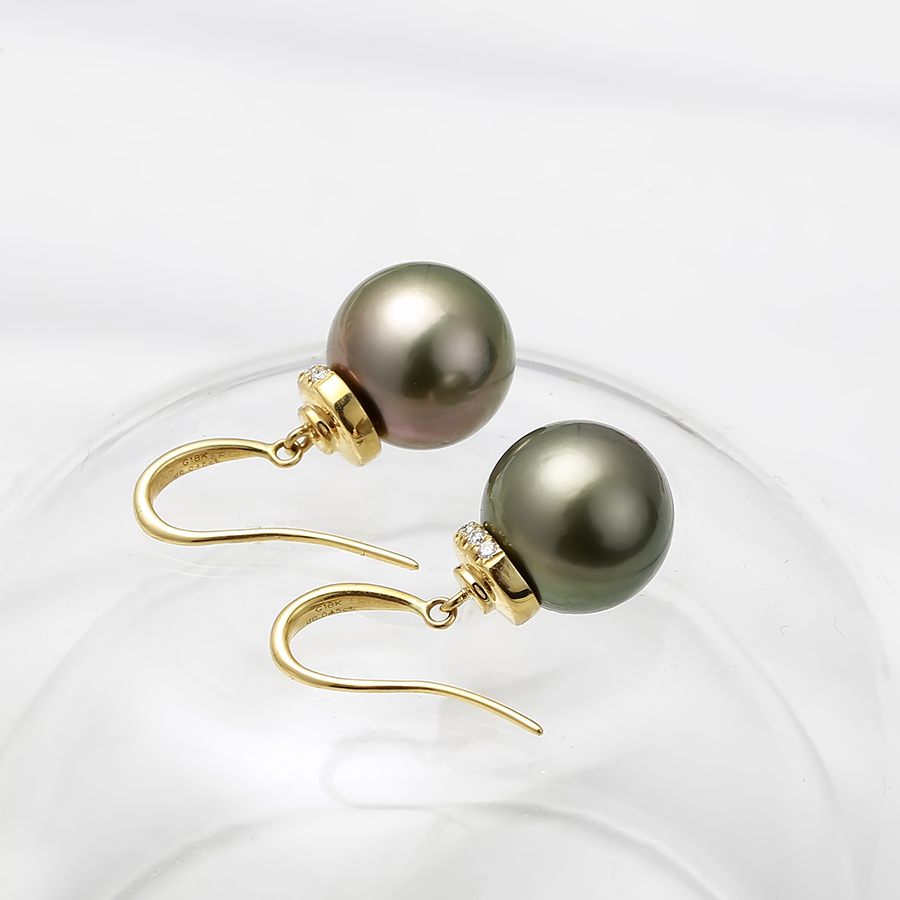 B&ocirc;ng tai v&agrave;ng 18k