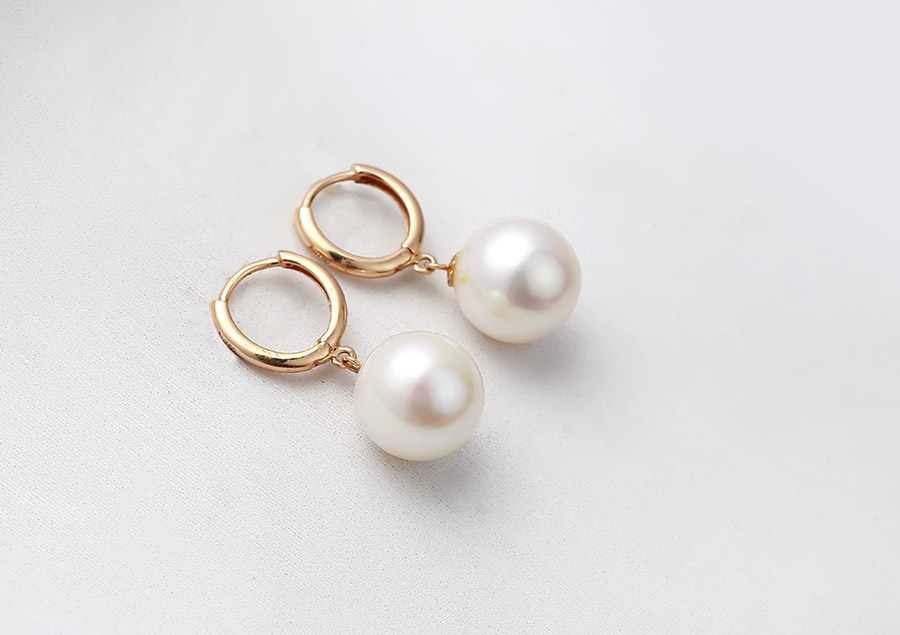 b&ocirc;ng tai v&agrave;ng