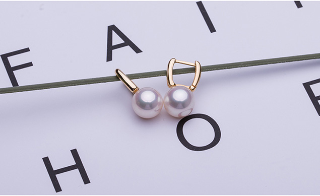 B&ocirc;ng tai v&agrave;ng 18k ngọc trai biển Akoya 7,5-10mm Daisy