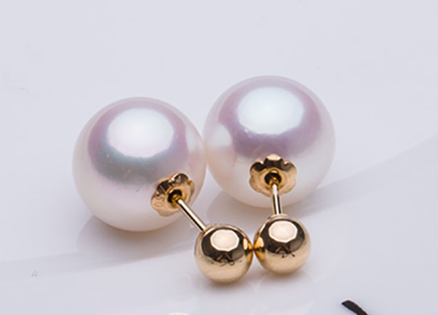 B&ocirc;ng tai v&agrave;ng 18k ngọc trai Akoya 8-10,5mm Till