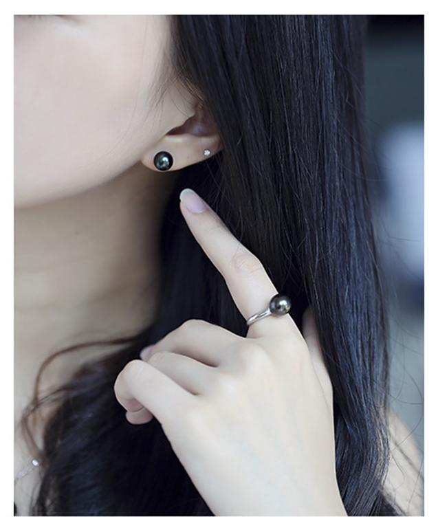 B&ocirc;ng tai v&agrave;ng 18K