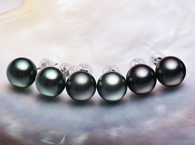 B&ocirc;ng tai v&agrave;ng 18k ngọc trai Tahiti 8-12mm Magnolia