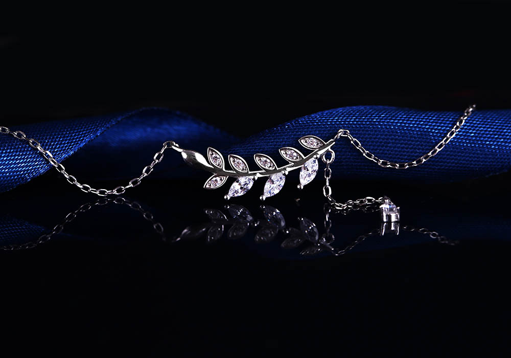 T&ocirc;n vinh vẻ đẹp Việt.