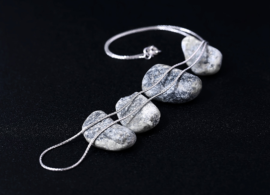 D&acirc;y chuyền bạc Quite Impressive mang n&eacute;t đẹp sang trọng.