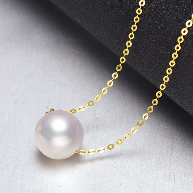 D&acirc;y chuyền v&agrave;ng