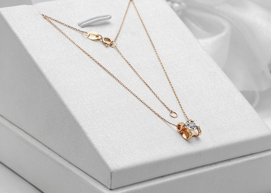 D&acirc;y chuyền v&agrave;ng 18