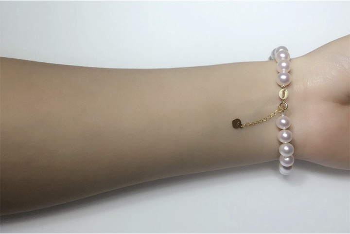 Lắc tay v&agrave;ng