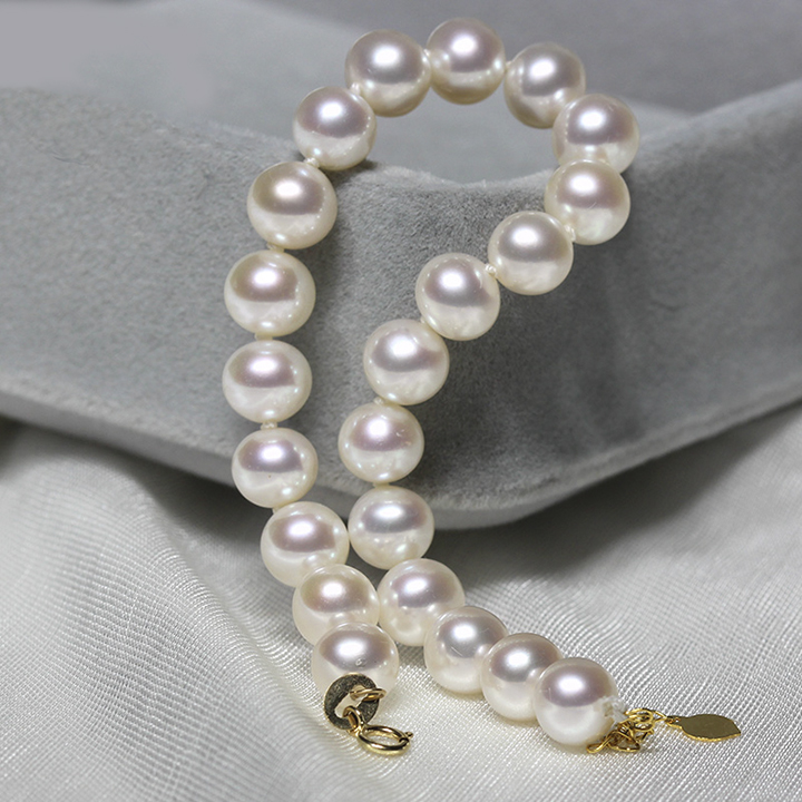 Lắc tay v&agrave;ng