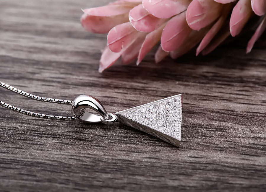 Mang sức mạnh tạo n&ecirc;n niềm tin v&agrave; sự ki&ecirc;u h&atilde;nh cho c&aacute;c qu&yacute; c&ocirc;.