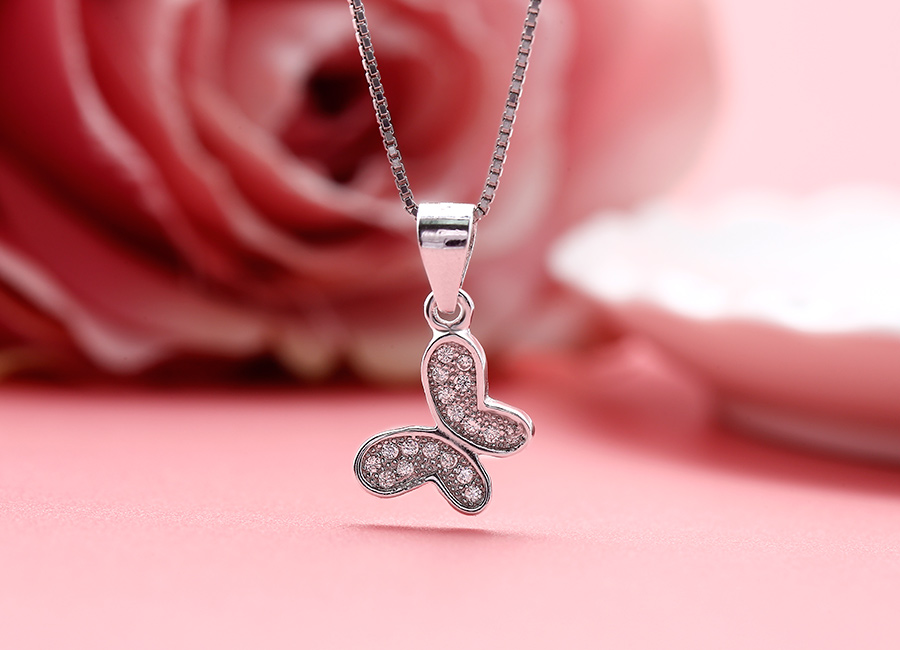 N&eacute;t cuốn h&uacute;t của mẫu trang sức hấp dẫn bất cứ ai.