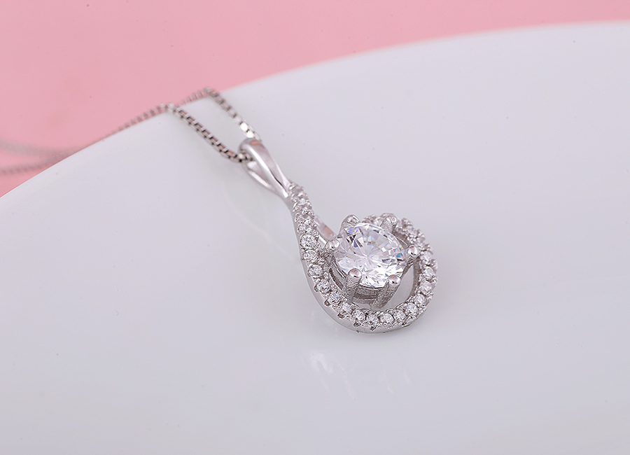 N&eacute;t đẹp thanh cao v&agrave; đầy nh&atilde; nhặn.