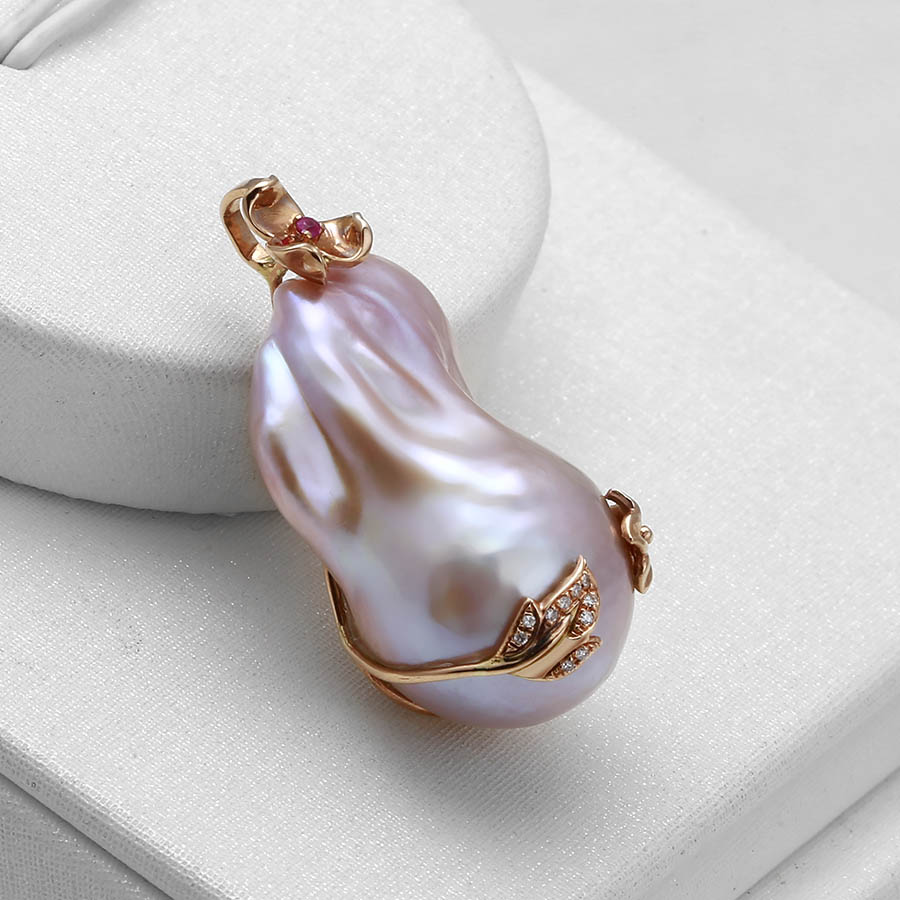 Mặt d&acirc;y chuyền v&agrave;ng 18k
