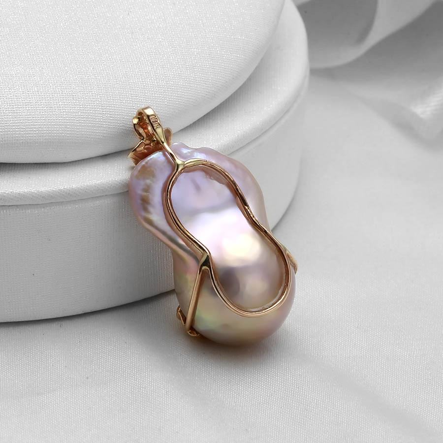 Mặt d&acirc;y chuyền v&agrave;ng 18k