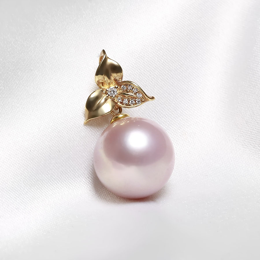 Mặt d&acirc;y chuyền