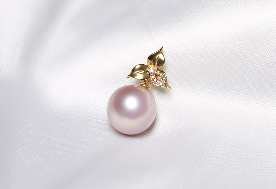 Mặt d&acirc;y chuyền