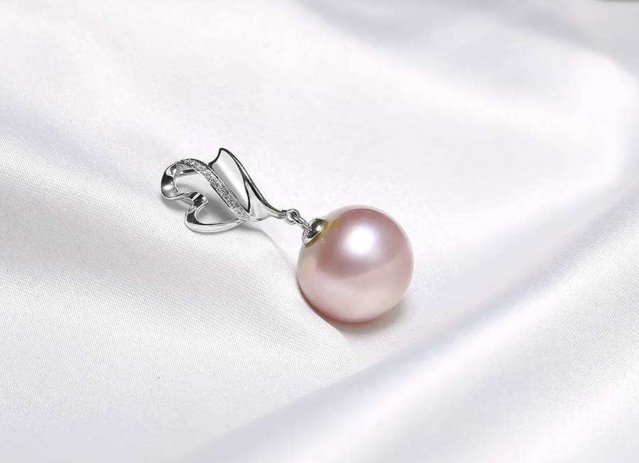 Mặt d&acirc;y chuyền