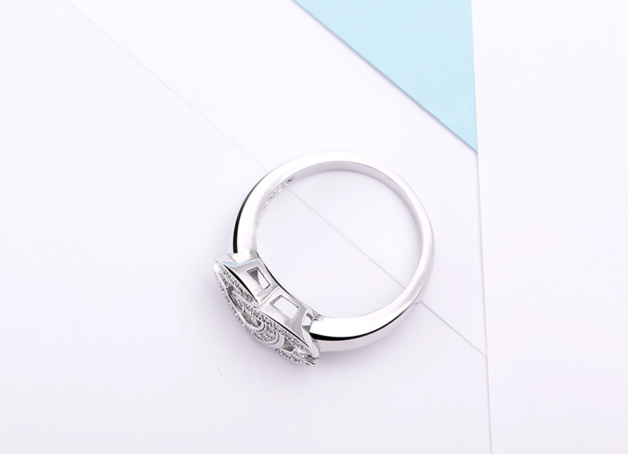 Mẫu nhẫn bạc nổi tiếng tại Eropi.