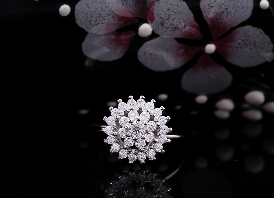 Thiết kế tinh tế, hấp dẫn mọi &aacute;nh nh&igrave;n.