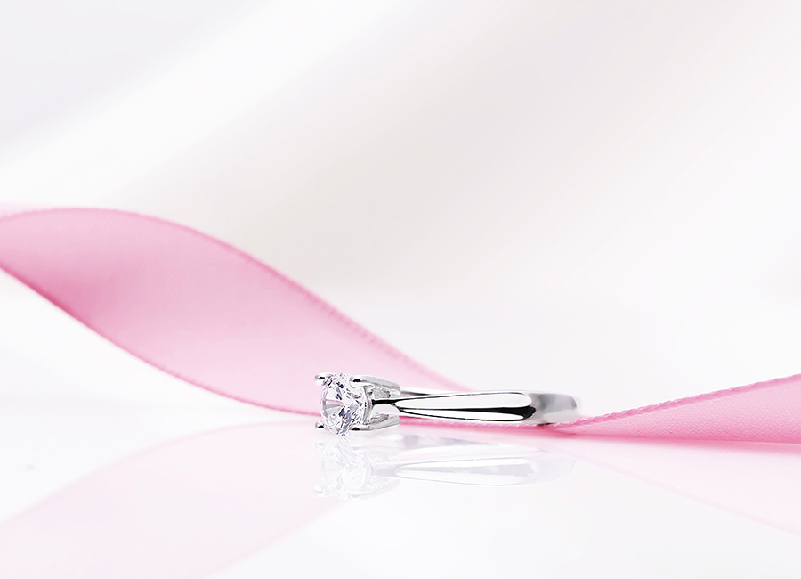 Mẫu nhẫn bạc thiết kế đầy xinh xắn