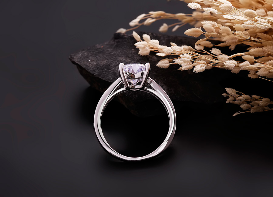 Chất liệu cao cấp v&ocirc; c&ugrave;ng an t&acirc;m khi d&ugrave;ng.