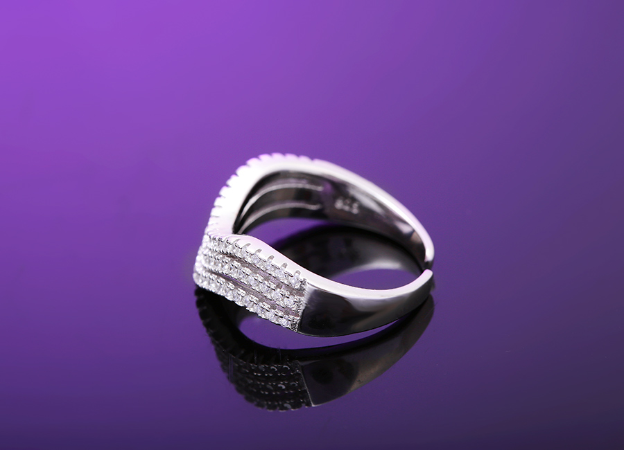 Thiết kế tinh tế, hấp dẫn mọi &aacute;nh nh&igrave;n.