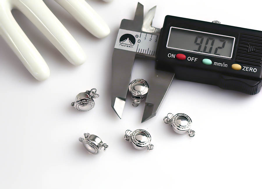 K&iacute;ch thước của mẫu chốt bạc.