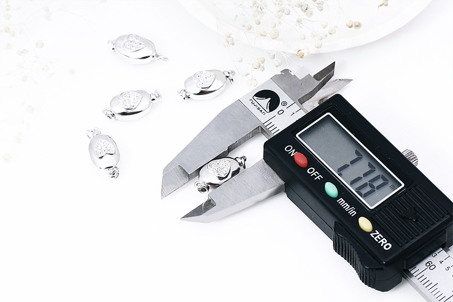 K&iacute;ch thước của chốt bạc.