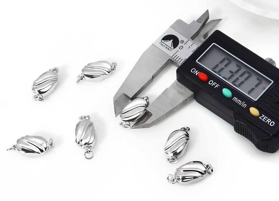 Chốt bạc 105000054 để lại nhiều ấn tượng với mọi người.