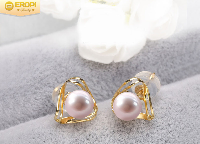Đ&ocirc;i b&ocirc;ng tai v&agrave;ng &aacute;nh hồng ngọc trai duy&ecirc;n d&aacute;ng.