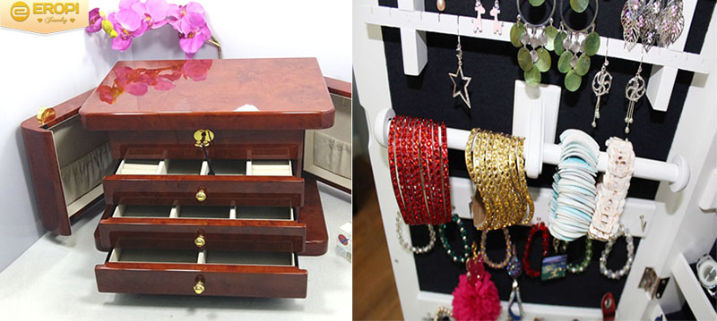 Những khung cửa lu&ocirc;n l&agrave; nơi cất trang sức tuyệt vời.