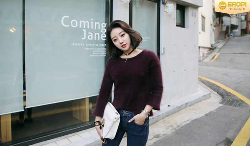 Mic v&ograve;ng cổ choker hợp với cổ &aacute;o tr&ograve;n