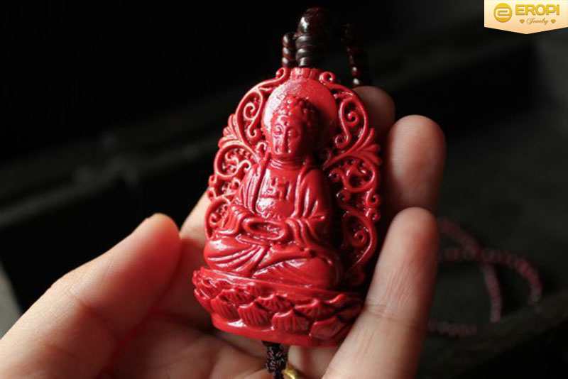 Đá San hô đỏ au rất rất được yêu thương mến nhập tôn giáo, nhất là Phật Giáo.