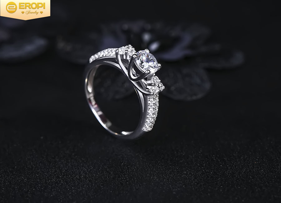 T&ocirc;n vinh vẻ đẹp Việt